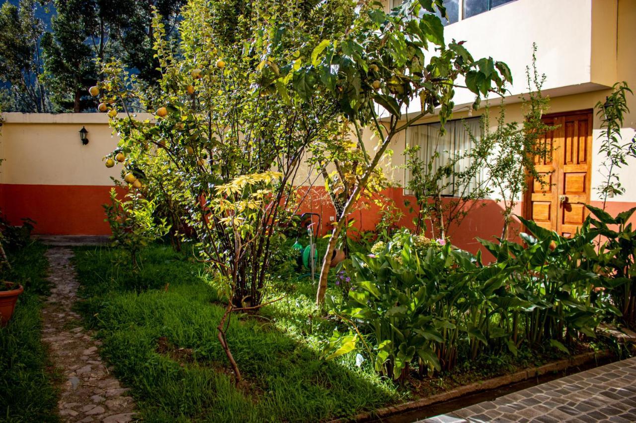 Hotel Los Laureles Calca Exteriör bild